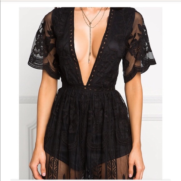 LACE MAXI ROMPER DRESS - Picture 8 of 8